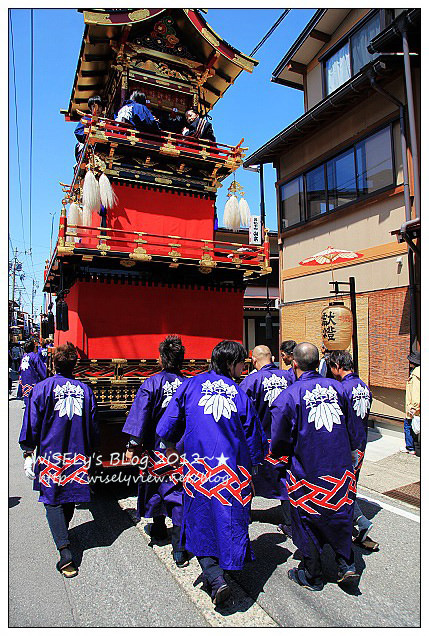 【旅行】2012日本．岐阜：古川祭神轎遊行巧遇「子供歌舞妓」，品嚐山腰樓和食與井之廣味噌煎餅、逛祭典屋台和大啖飛騨霜降牛串烤
