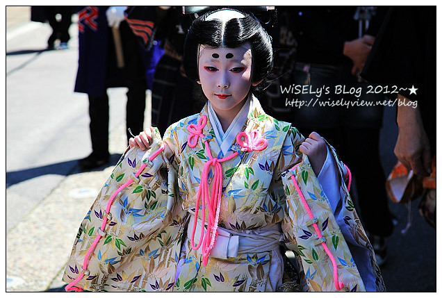 【旅行】2012日本．岐阜：古川祭神轎遊行巧遇「子供歌舞妓」，品嚐山腰樓和食與井之廣味噌煎餅、逛祭典屋台和大啖飛騨霜降牛串烤
