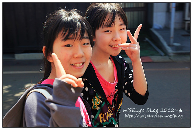 【旅行】2012日本．岐阜：古川祭神轎遊行巧遇「子供歌舞妓」，品嚐山腰樓和食與井之廣味噌煎餅、逛祭典屋台和大啖飛騨霜降牛串烤