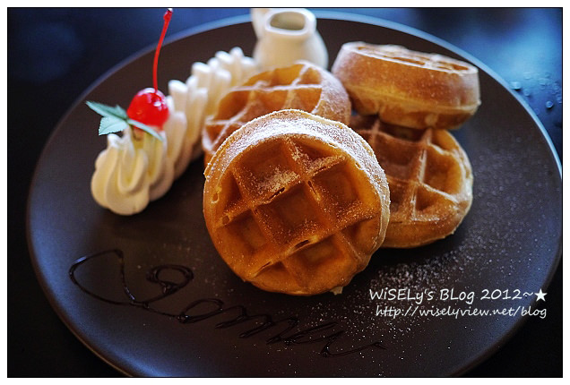 【遊玩】2012回宜蘭過母親節：退步的羅東八味日式料理屋、阿默好吃的瑞士巧克力莓果蛋糕、冬山鄉仁山植物園賞油桐，員山鄉橘子咖啡嚐手工麵包看夜景