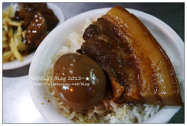 【食記】台北市．臨江街/通化街夜市：營業至凌晨的宵夜好去處 – 鹹粥小菜&焢肉飯