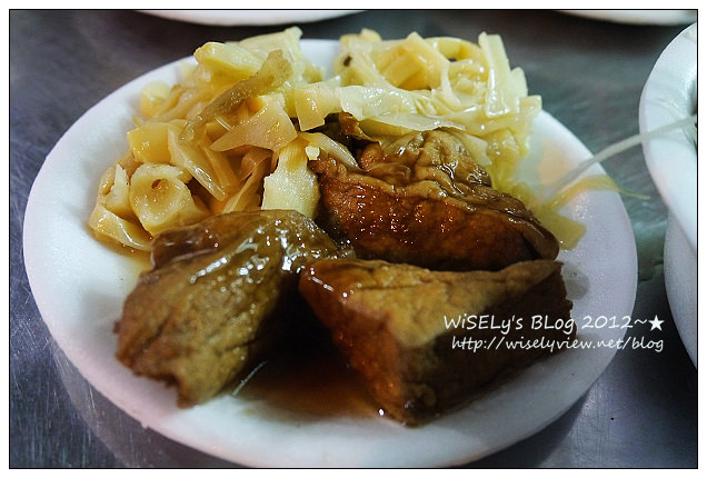 【食記】台北市．臨江街/通化街夜市：營業至凌晨的宵夜好去處 – 鹹粥小菜&焢肉飯