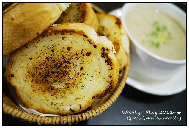 【食記】台北市.內湖區:the Chips美式餐廳~簡單卻很好吃而且平價份量多,適合家庭聚餐共享 (Ring媽與Jaylan家聚) 【食記】台北市.內湖區:the Chips美式餐廳~簡單卻很好吃而且平價份量多,適合家庭聚餐共享 (Ring媽與Jaylan家聚)