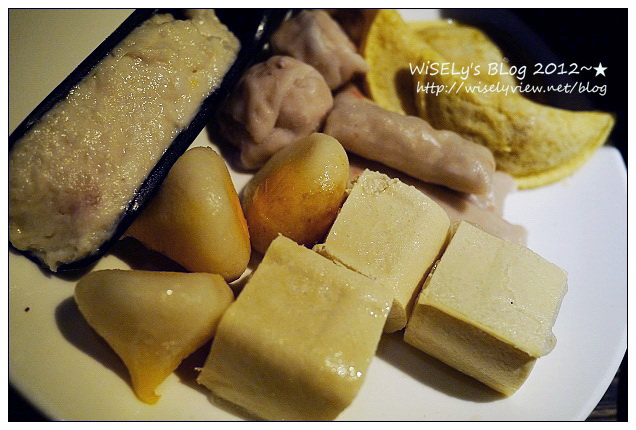 【食記】台北市.大安區:2012亨記麻辣火鍋@單點式吃到飽,晚餐新增紐約客牛肉片 【食記】台北市.大安區:2012亨記麻辣火鍋@單點式吃到飽,晚餐新增紐約客牛肉片