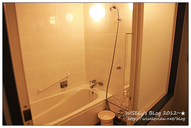 【旅行】日本．沖繩：The Beach Tower Hoter美濱之城，鄰近美國村住宿飯店，及JUSCO摩天輪夜景隨拍