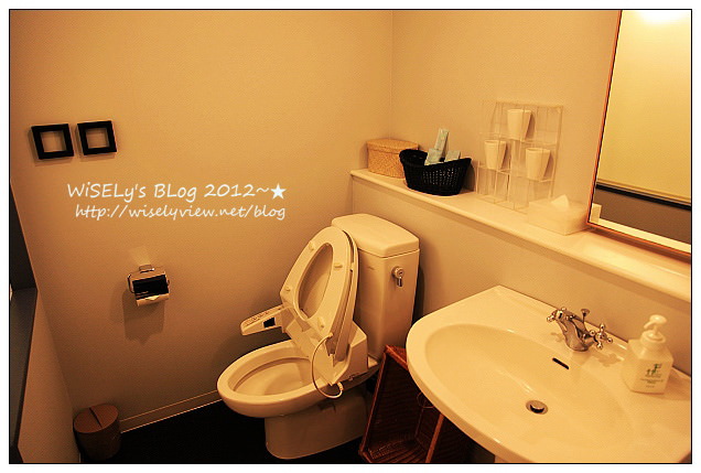 【旅行】日本．沖繩：The Beach Tower Hoter美濱之城，鄰近美國村住宿飯店，及JUSCO摩天輪夜景隨拍