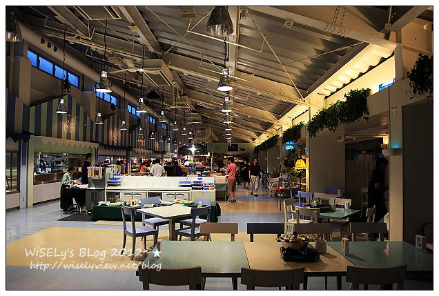 【旅行】日本．沖繩：The Beach Tower Hoter美濱之城，鄰近美國村住宿飯店，及JUSCO摩天輪夜景隨拍