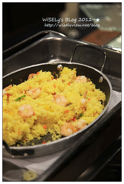 【旅行】日本．沖繩：The Beach Tower Hoter美濱之城，鄰近美國村住宿飯店，及JUSCO摩天輪夜景隨拍