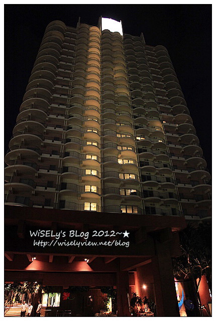 【旅行】日本．沖繩：The Beach Tower Hoter美濱之城，鄰近美國村住宿飯店，及JUSCO摩天輪夜景隨拍