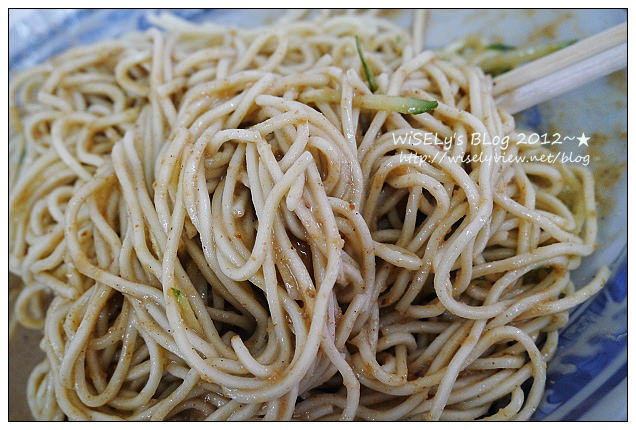 【食記】台北市．中山區：學姊(自製涼麵/肉羹)＠鄰近實踐大學，簡單平價滿多學生光顧