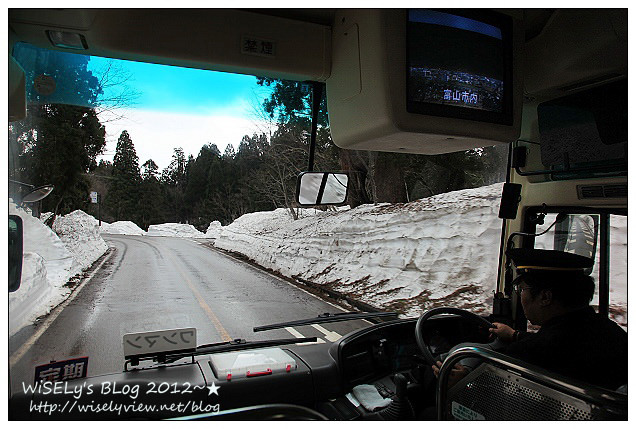 【旅行】2012日本.富山:立山黑部~漫步大雪谷走在雪壁中,欣賞日本阿爾卑斯山美景 【旅行】2012日本.富山:立山黑部~漫步大雪谷走在雪壁中,欣賞日本阿爾卑斯山美景