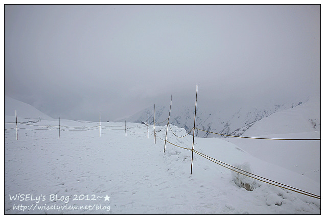 【旅行】2012日本．富山：立山黑部～漫步大雪谷走在雪壁中，欣賞日本阿爾卑斯山美景