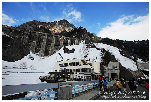【旅行】2012日本．富山：立山黑部～漫步大雪谷走在雪壁中，欣賞日本阿爾卑斯山美景