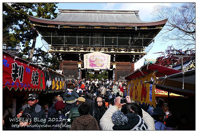 【旅行】2011日本．京都：北野天滿宮(龍年)天神祭@摸神牛長智慧＆市集屋台隨拍