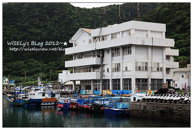 【遊玩】2012台東綠島遊:輕鬆乘坐半潛玻璃船,來看海底裏太空的珊瑚美景 【遊玩】2012台東綠島遊:輕鬆乘坐半潛玻璃船,來看海底裏太空的珊瑚美景