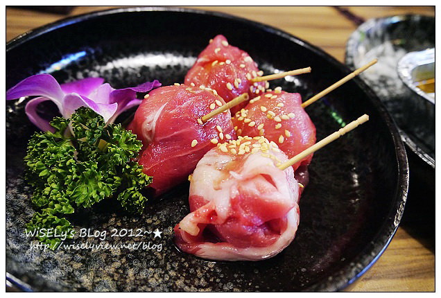 【食記】新北市.板橋區:野宴100異國啤酒燒肉BAR @單點制可獨自嚐燒肉,多國啤酒可任選 (喝酒不開車)(已遷址) 【食記】新北市.板橋區:野宴100異國啤酒燒肉BAR @單點制可獨自嚐燒肉,多國啤酒可任選 (喝酒不開車)(已遷址)