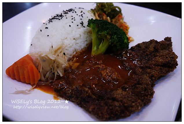 【食記】台北市．中正區：鈜景國產肉品專賣＠認證台牛超好吃，隱藏東門市場裡的牛肉美食