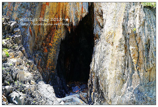 【遊玩】宜蘭縣．蘇澳鎮：(景點)曾經的賊仔澳垃圾場，現在的美麗玻璃海灘＠山路陡峭要注意安全