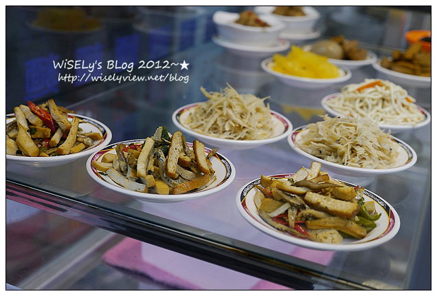【美食】新北市．新店區：原師父/絲瓜小籠包、溫州大餛飩＠好吃料多到讓人不想再跑鼎泰豐(已遷址)