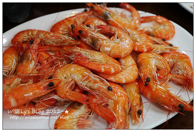 【美食】新北市．萬里區：魚村活海鮮＠秋嚐蟹肥好時節，蒸炒煮炸皆美味 (教你辨示並飽嚐多種萬里蟹料理)