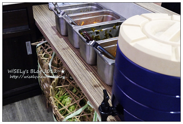 台大公館 小飯館兒︱原師大學生平價老店，大嚐美味韓式部隊鍋