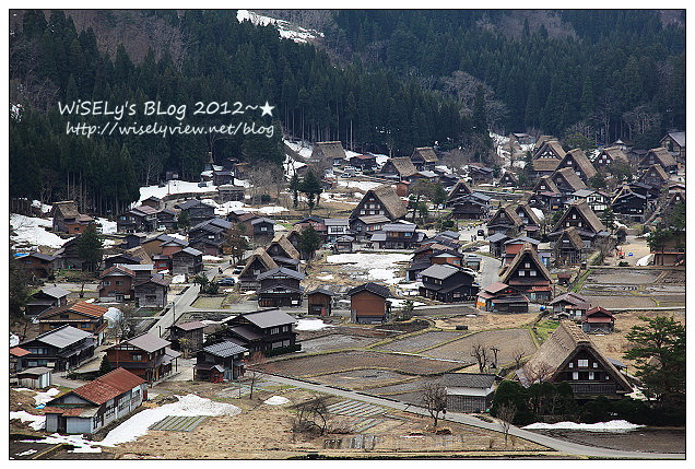 【旅行】2012日本．岐阜縣：白川鄉與五箇山的合掌造聚落巡禮4-1@冬日童話宛如薑餅屋之世界遺產，城山展望台與合掌村隨拍～內含2013(平成25年)點燈活動日程表