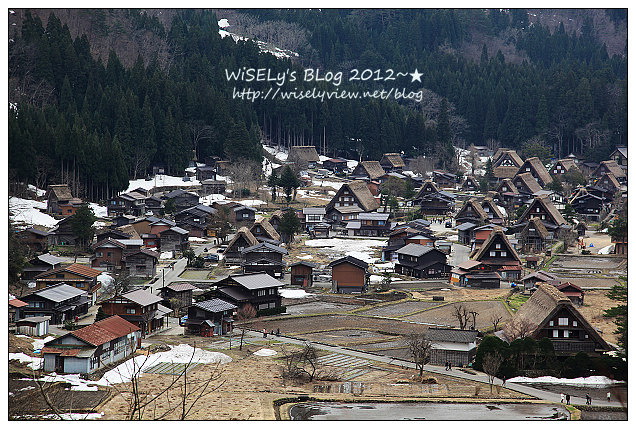 【旅行】2012日本．岐阜縣：白川鄉與五箇山的合掌造聚落巡禮4-1@冬日童話宛如薑餅屋之世界遺產，城山展望台與合掌村隨拍～內含2013(平成25年)點燈活動日程表