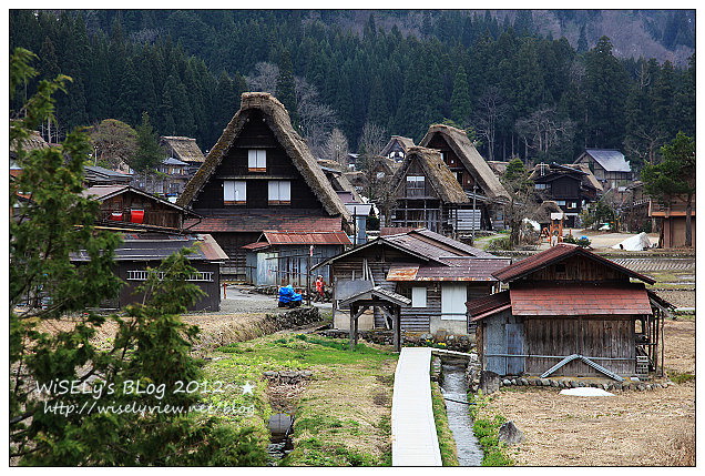 【旅行】2012日本．岐阜縣：白川鄉與五箇山的合掌造聚落巡禮4-1@冬日童話宛如薑餅屋之世界遺產，城山展望台與合掌村隨拍～內含2013(平成25年)點燈活動日程表