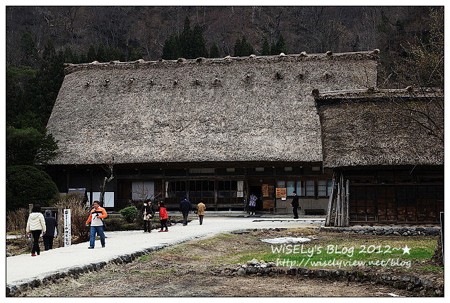 【旅行】2012日本．岐阜縣：白川鄉與五箇山的合掌造聚落巡禮4-2＠重要文化財「和田家」，不靠一根釘全賴卡榫和麻繩與全村同心結而成