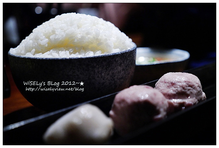 【美食】台中市．南屯區：無老鍋(公益店)@中式養生鍋底，大推明治冰淇淋豆腐及老油條