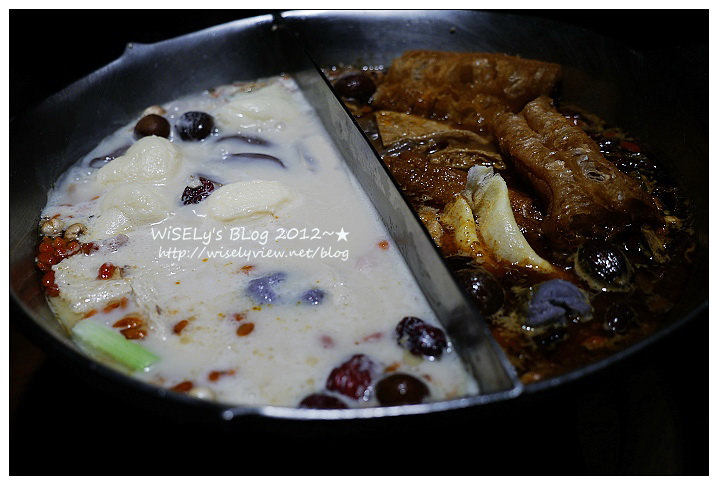 【美食】台中市．南屯區：無老鍋(公益店)@中式養生鍋底，大推明治冰淇淋豆腐及老油條