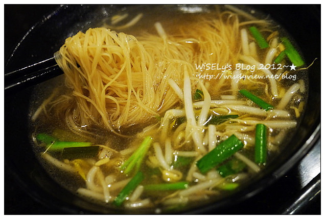 台北大同。後驛鵝肉&苦茶之家︱後火車站古早味最佳搭擋～捷運台北車站站美食 x 華陰街商圈美食