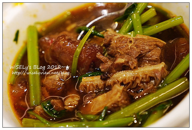 【食記】台北市．松山區：西華飯店(B-One)＠秋蟹料理包肥餐，各式多樣風味料理超好吃