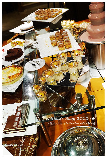 【食記】台北市．松山區：西華飯店(B-One)＠秋蟹料理包肥餐，各式多樣風味料理超好吃