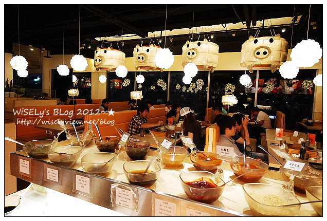 【美食】台北市．大安區：麻辣一村(忠孝店)：整體水準評價不錯變化多，採點菜吃到飽制用餐