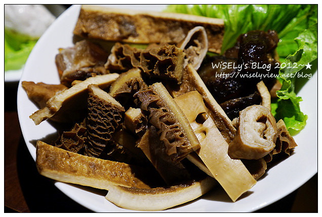 【美食】台北市．大安區：花麻辣@紅白雙鍋單點制，提供台灣牛肉走中高價位及品質