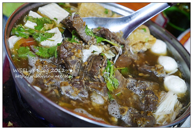 【美食】台北市．中山區：下港吔羊肉爐(總店)＠巷弄裡的平價美食，愛吃鬼補冬也補嘴坑