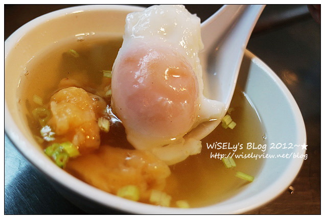 【食記】台北市．大同區：寧夏夜市＠魯豬腳知高飯/蛋包蝦仁湯、山東赤肉蒸餃及沙拉船