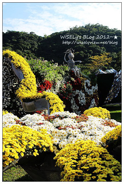 【景點】台北市.士林官邸菊展:2012手舞菊蹈@11/18~12/2 (Canon EOS M) 【景點】台北市.士林官邸菊展:2012手舞菊蹈@11/18~12/2 (Canon EOS M)