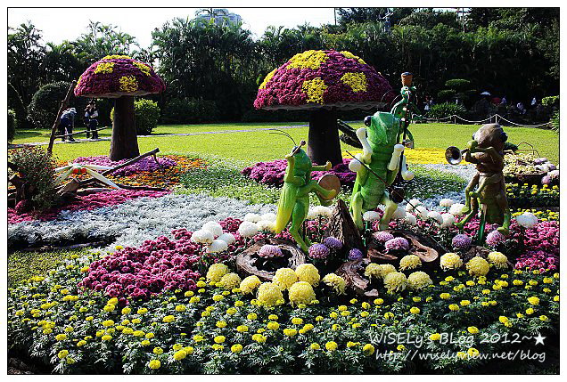 【景點】台北市.士林官邸菊展:2012手舞菊蹈@11/18~12/2 (Canon EOS M) 【景點】台北市.士林官邸菊展:2012手舞菊蹈@11/18~12/2 (Canon EOS M)