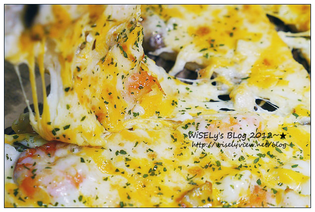 【試吃】Pizza Hut必勝客披薩新口味：起司六重奏＠大蝦干貝口味豐富起司濃