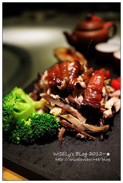 【食記】台北信義。捷運市政府站：ATT4Fun-俏江南@來自中國的地道麻辣時尚川菜料理（已搬址）