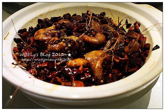 【食記】台北信義。捷運市政府站：ATT4Fun-俏江南@來自中國的地道麻辣時尚川菜料理（已搬址）