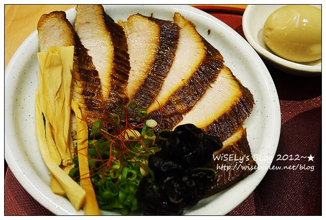 【食記】台北市．大安區：山頭火拉麵(SOGO復興館B2)@推豬頰肉鹽味湯頭口味