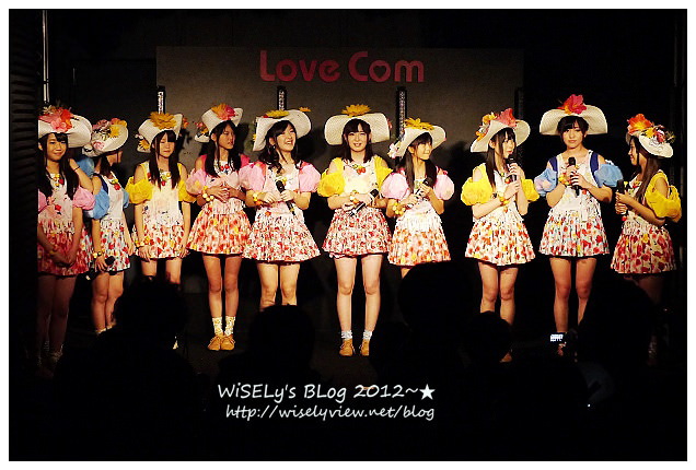 【旅行】2012日本．大阪：關西超級大減價(MEGA SALE)＠日本橋電器街隨拍、女僕咖啡餅體驗&LoveCom Teather偶像表演