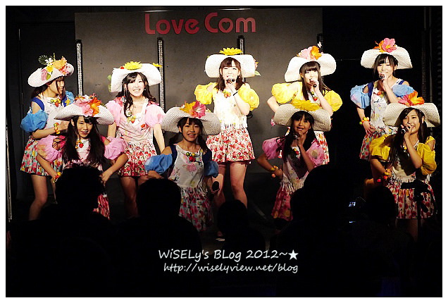 【旅行】2012日本．大阪：關西超級大減價(MEGA SALE)＠日本橋電器街隨拍、女僕咖啡餅體驗&LoveCom Teather偶像表演