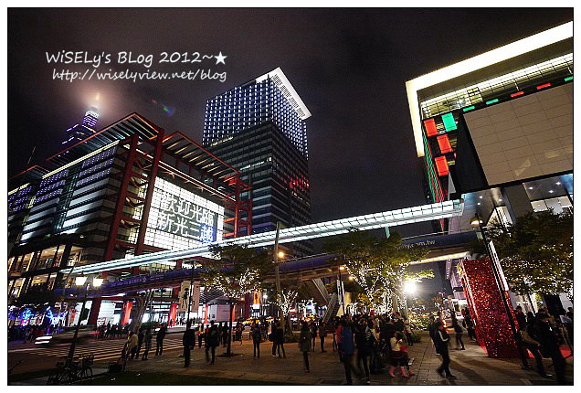 【攝影】台北信義。捷運市政府站：LUMIX GF1＠2012臺北聖誕城 & 周邊光雕大樓隨拍