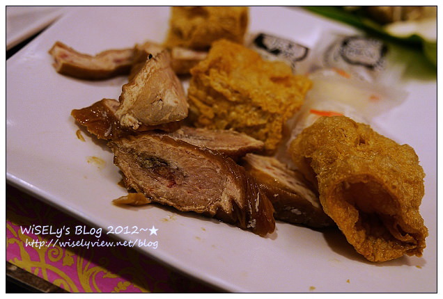 【食記】台北市.信義區:鮮 高級蒙古養生鍋(吃到飽)@優在鍋底湯頭但食材服務待改進 【食記】台北市.信義區:鮮 高級蒙古養生鍋(吃到飽)@優在鍋底湯頭但食材服務待改進