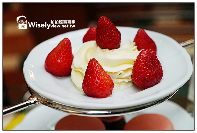 【食記】台北市．松山區：西華飯店(Toscana)＠美莓派對下午茶～草莓馬卡龍與現做法式薄餅很美味