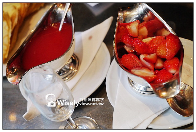 【食記】台北市．松山區：西華飯店(Toscana)＠美莓派對下午茶～草莓馬卡龍與現做法式薄餅很美味